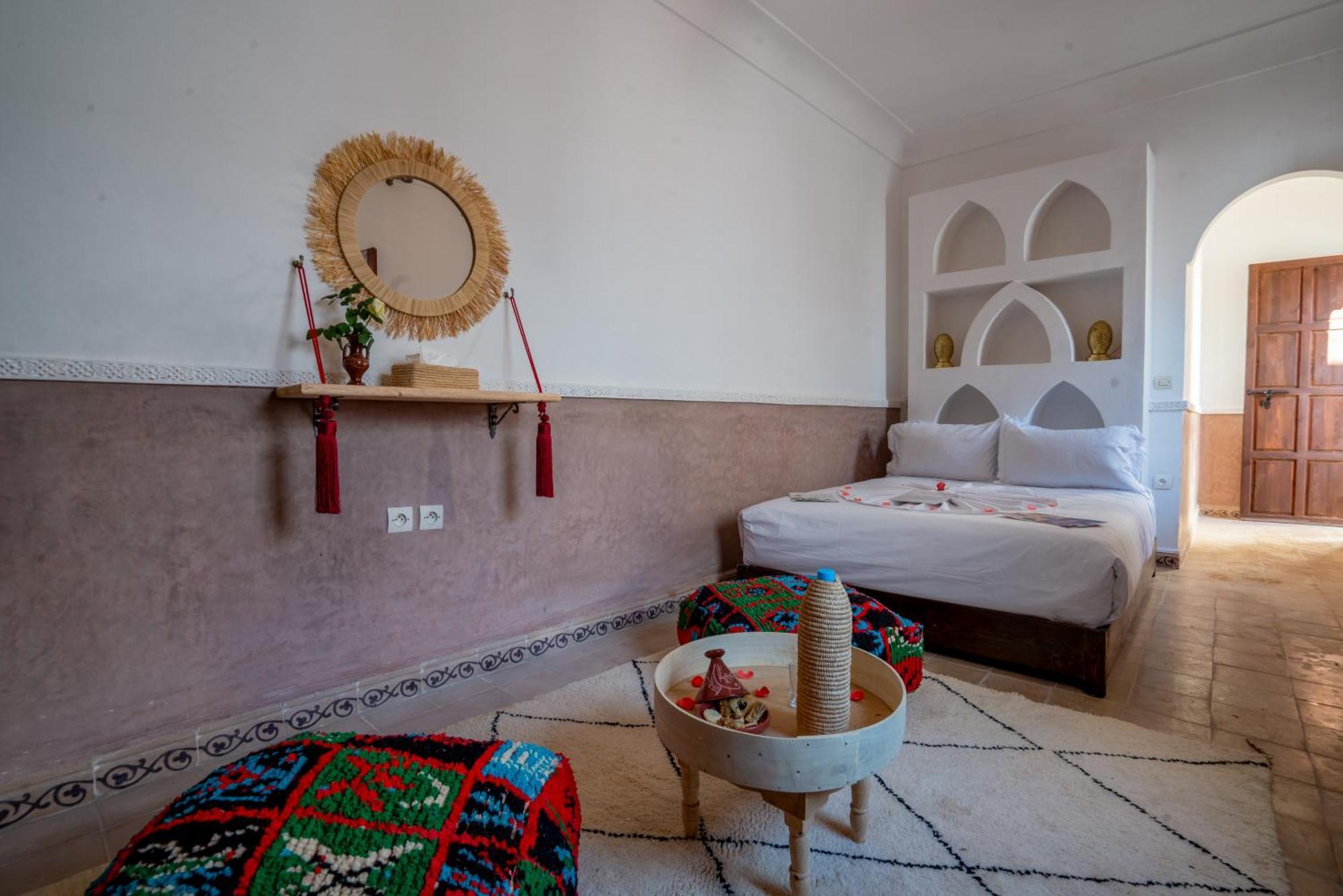 Riad Boutouil & Spa Hotel Marrakesh Bagian luar foto